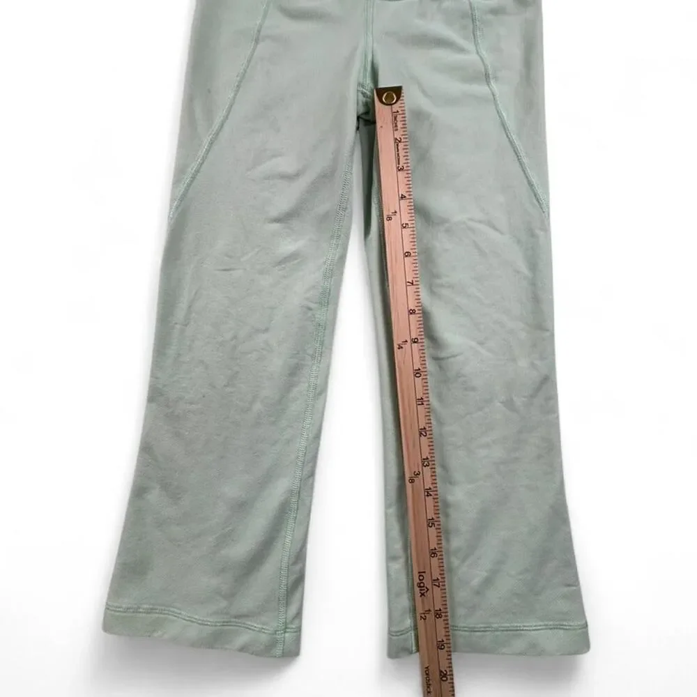 Lululemon Mint Green Groove Flare Leggings Womens 2 Yoga Pants Capri